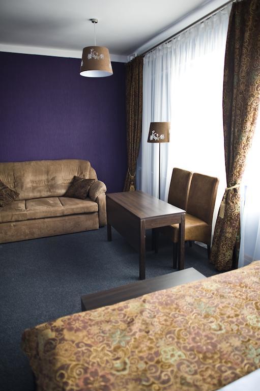Hotel Korona Łuków Zimmer foto